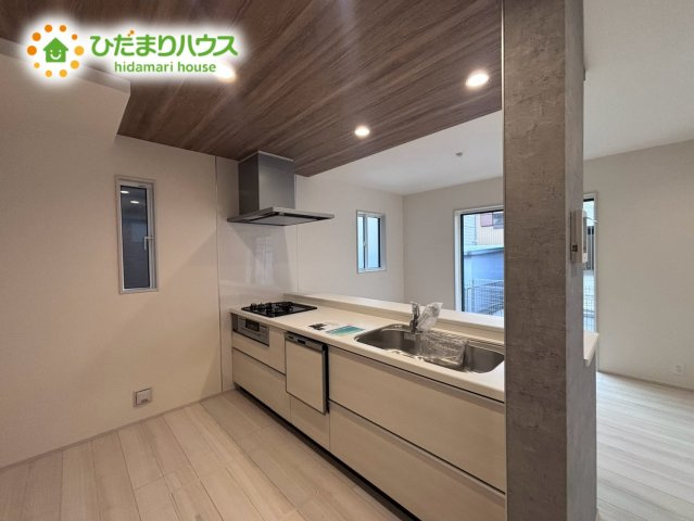 北本市中丸7丁目　新築戸建　ブルーミング08のキッチン