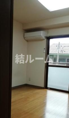 板橋区小茂根１丁目の賃貸マンションの居間・リビング