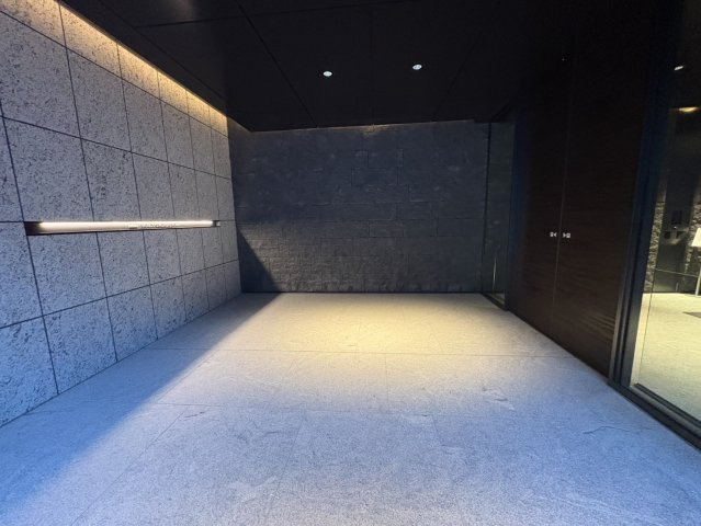 プラウドタワー渋谷のエントランス