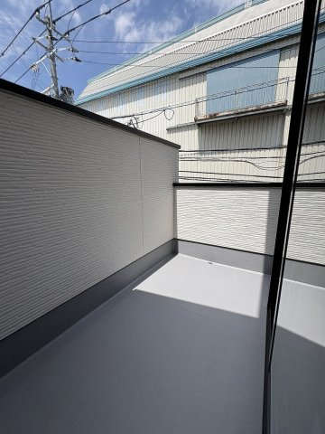 【バルコニー】 | 福岡市東区原田4丁目3期　3号棟（全3棟）【仲介手数料無料・0円】 | 現地写真。