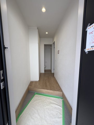 【玄関】 | 福岡市東区原田4丁目3期　3号棟（全3棟）【仲介手数料無料・0円】 | 現地写真。