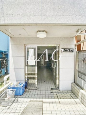【エントランス】 | 登戸ハイツ | エントランスです。