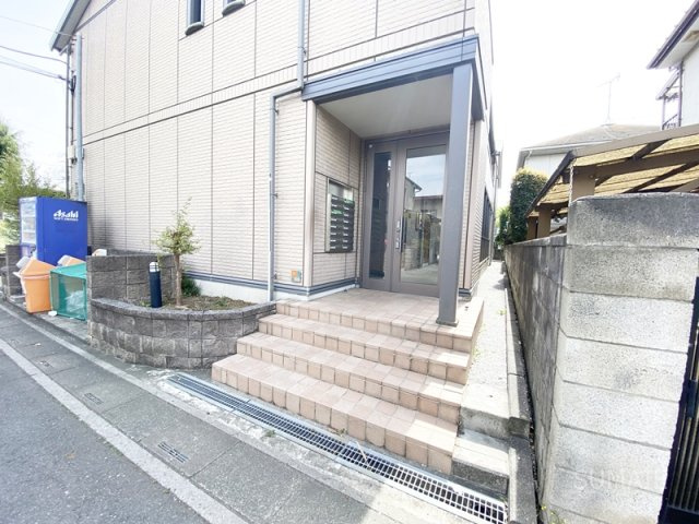 クレセールのエントランス|エントランス。