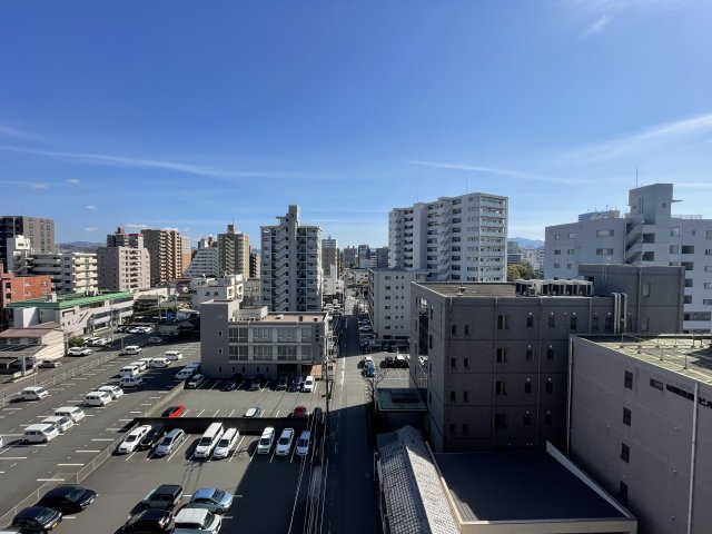 アルファステイツ城崎の展望|南向き眺望　全面は道路なので建物がなく眺望良好です。