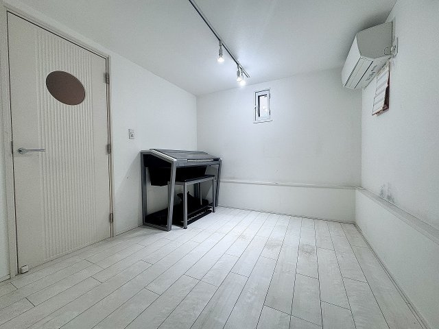 本駒込４丁目中古戸建の洋室