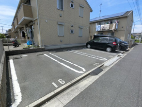 【駐車場】