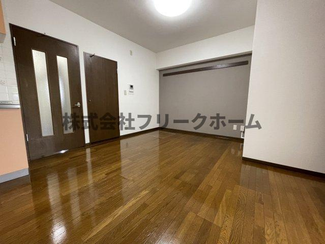 武蔵野市関前２丁目の賃貸マンションの居間・リビング
