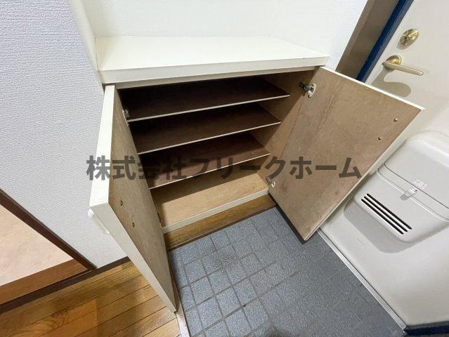 武蔵野市関前２丁目の賃貸マンションの収納