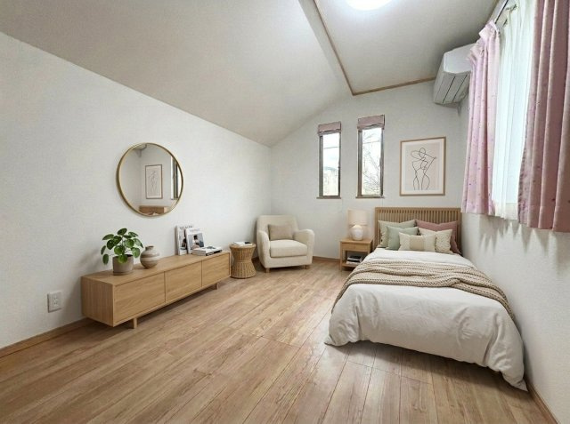 大蔵5丁目戸建の洋室|※家具家電は付きません。インテリアはCG加工です。