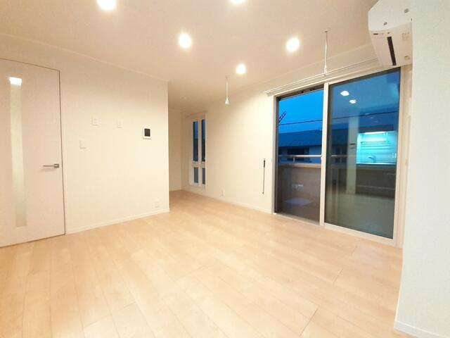 メゾン　エリオントの居間・リビング|２０１号室の写真です 