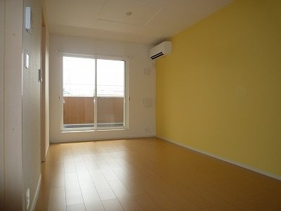 【居間・リビング】 | ニュープロムナード | 使いやすいリビングです