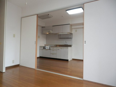 【居間・リビング】 | 吉田ビル