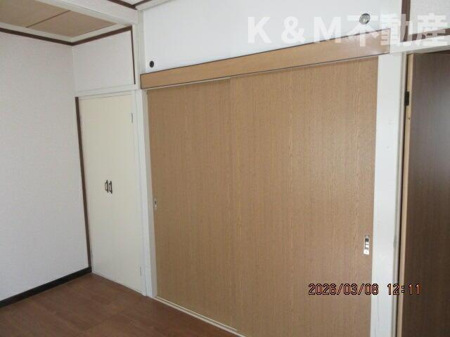 羽石邸貸家の収納|こまごまとしたものを収納できそうですね