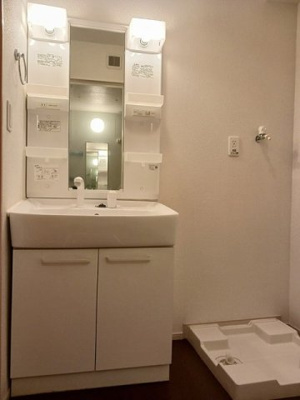 【洗面所】 | クラシオン | 脱衣スペースもあります