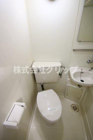 日興パレス川崎の外観