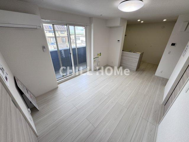 ルミナスプレイスの居間・リビング|当社、チルホームのHPもご覧ください(^^)/物件情報多数♪