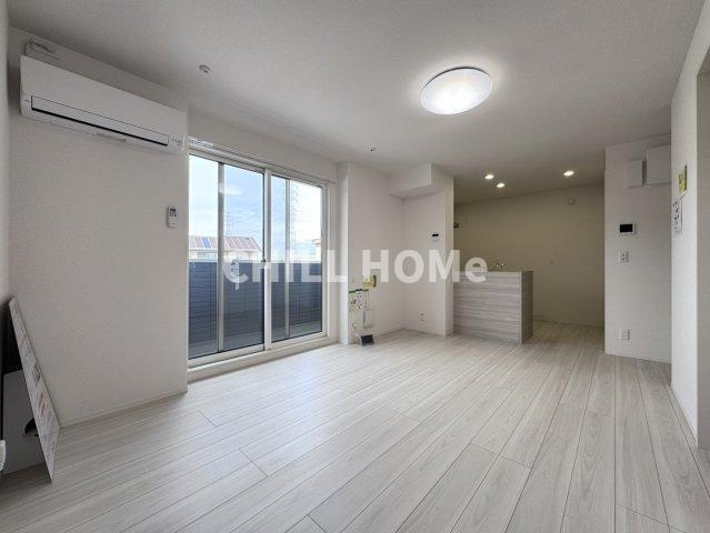 ルミナスプレイスの居間・リビング|当社、チルホームのHPもご覧ください(^^)/物件情報多数♪