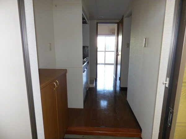 パルテネール北及Sの玄関