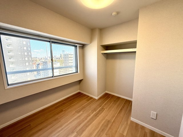 宮園キャピタルマンションの洋室