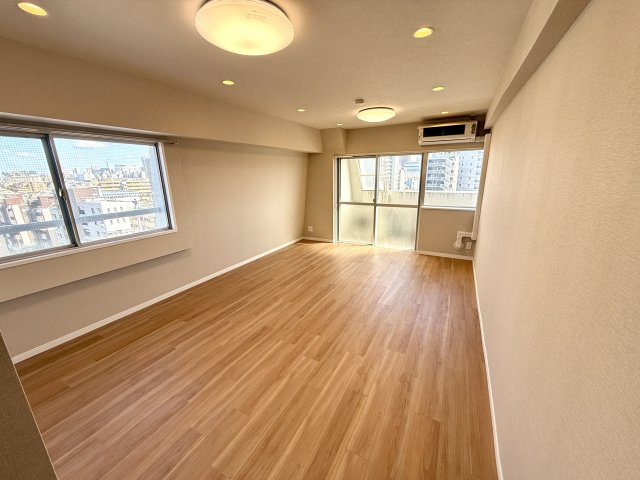 宮園キャピタルマンションの居間・リビング