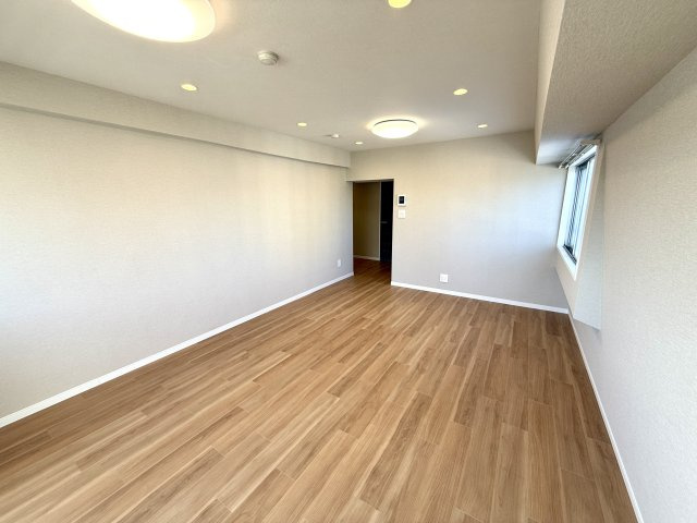 宮園キャピタルマンションの洋室