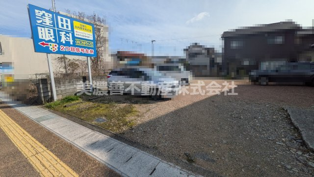 ６６６７６　岐阜市加納城南通三丁目土地