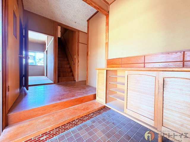 中古住宅)八女市酒井田の玄関