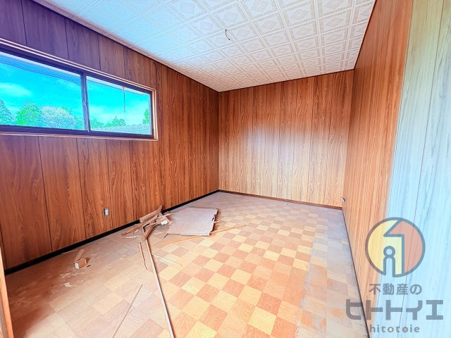 中古住宅)八女市酒井田の洋室|※リノベーション途中の写真です