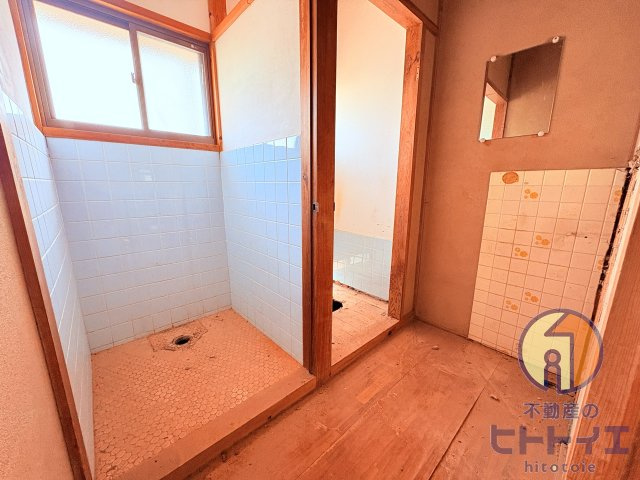 中古住宅)八女市酒井田のトイレ|※リノベーション途中の写真です