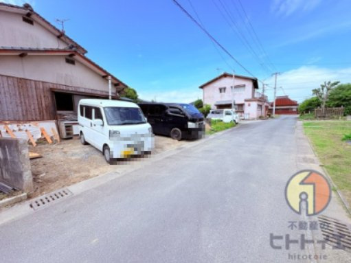 中古住宅)八女市酒井田の前面道路含む現地写真|※リノベーション途中の写真です