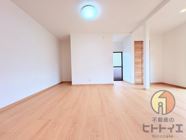 中古住宅)八女市酒井田の居間・リビング
