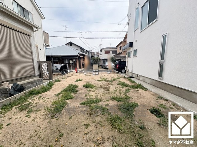 西宮市鳴尾町2丁目の外観|「鳴尾小学校」まで徒歩9分。低学年のお子様も安心して通学していただけます。