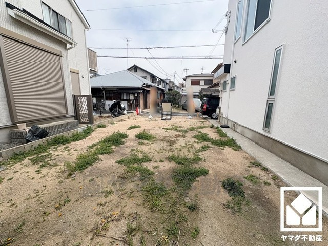 西宮市鳴尾町2丁目の外観|ららぽーと甲子園の敷地内にはお子さまが喜ぶ職業体験型テーマパーク「キッザニア甲子園」もございます。休日のお出かけにも嬉しい環境です。