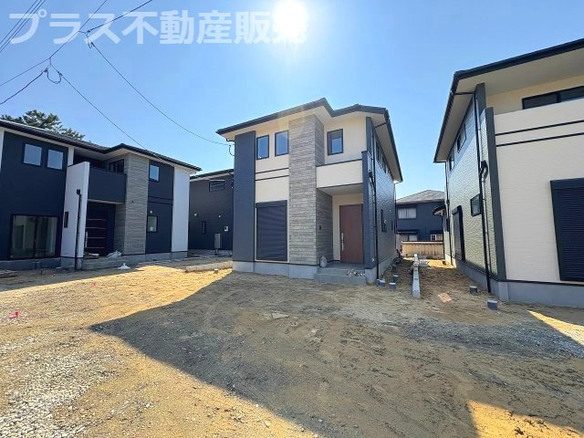 【外観】 | 福岡市東区三苫1丁目2期　3号棟（全4棟）【仲介手数料無料・0円】 | プラス不動産販売なら、現場の全ての棟をまとめてご見学頂けます。