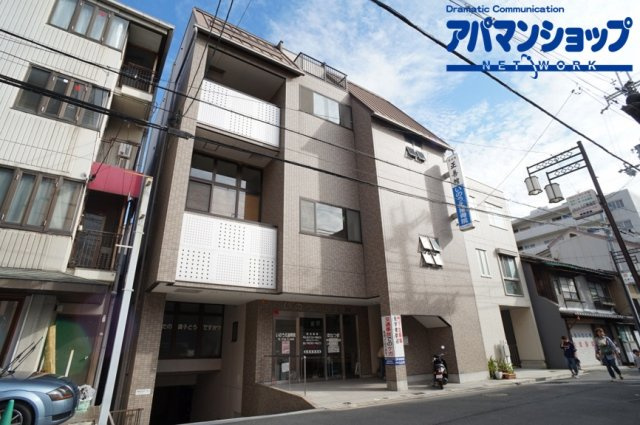 パレス本町