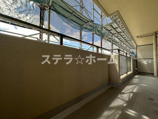星和プラネタウン千里南第1期B棟のバルコニー|陽当たり良好なバルコニーです
