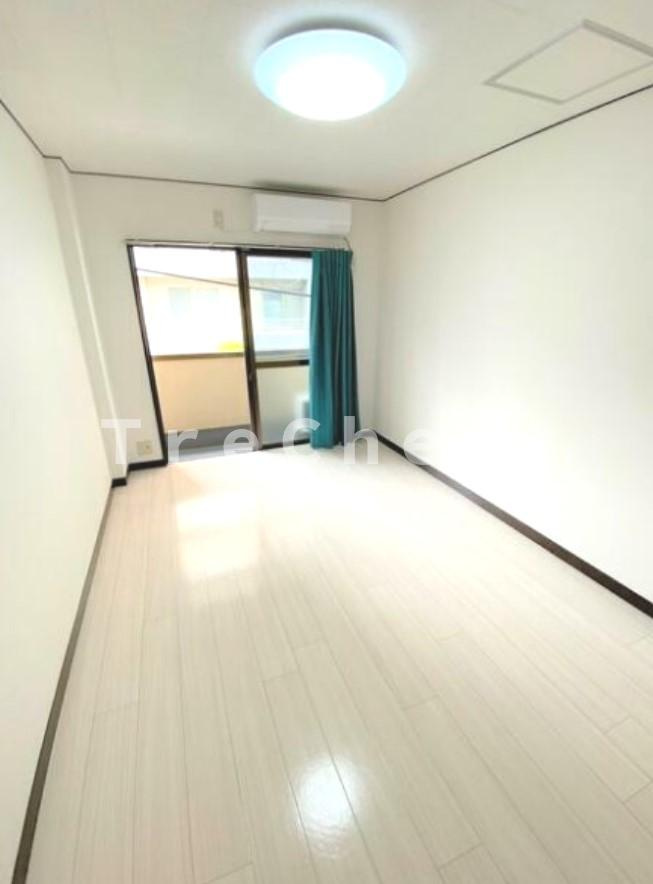 フォーレ蓮根の居間・リビング