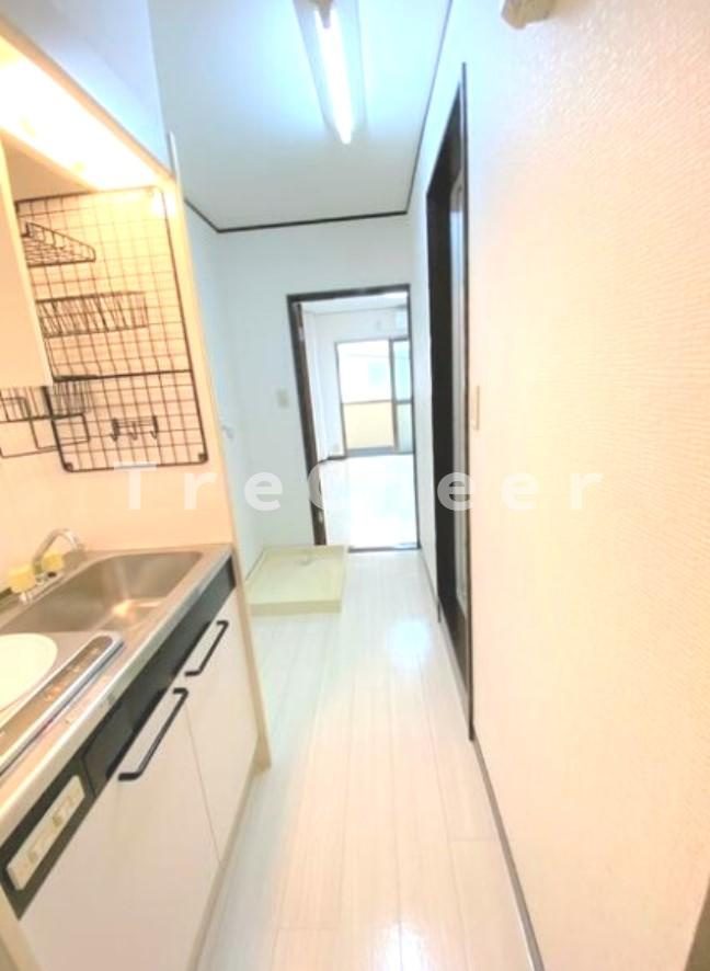 フォーレ蓮根の玄関