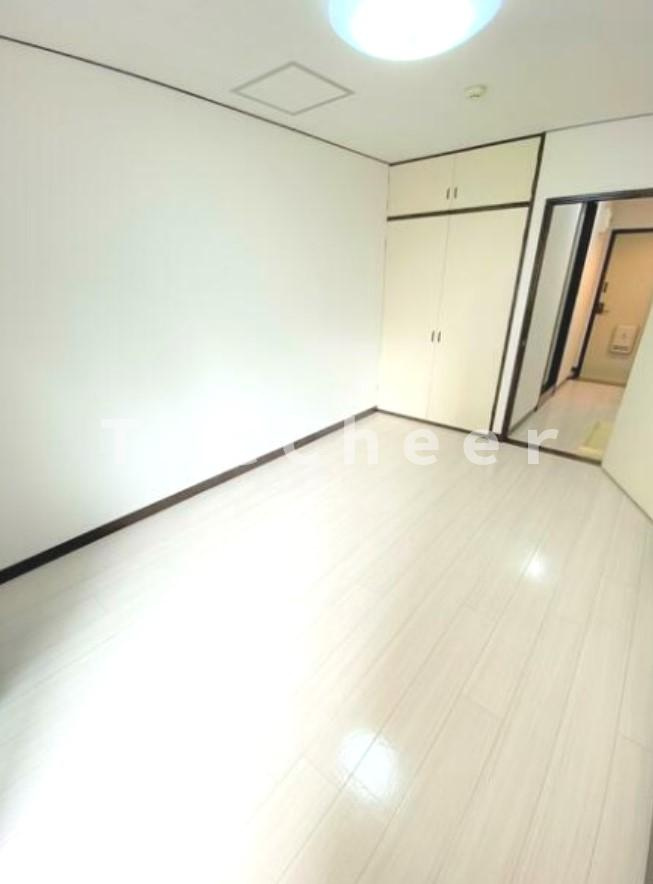 フォーレ蓮根の寝室