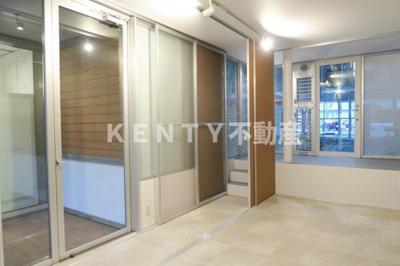 【居間・リビング】 | Ｇ－ＦＬＡＴ | ゆったりとした居間です