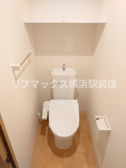 【トイレ】ベイアズール関内 