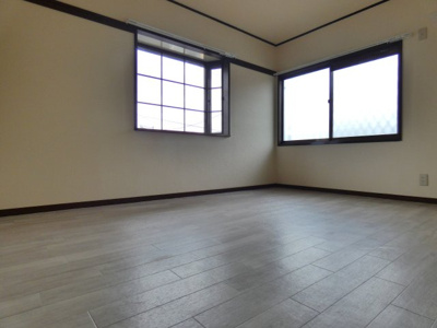 【洋室】 | グランデュール瀬戸岡