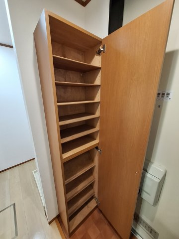 柿の木フラッツの洋室|★アクセントクロス採用★