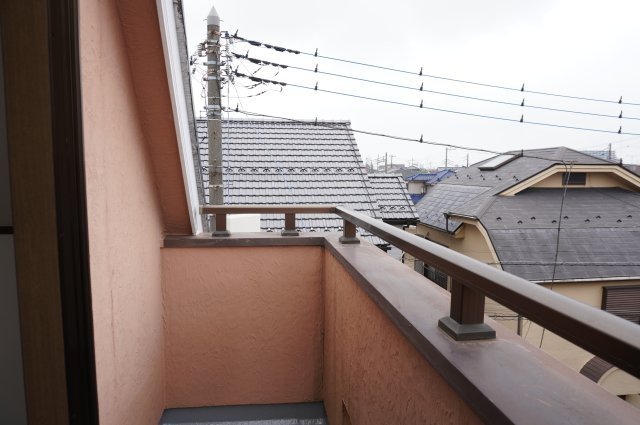 越谷市大字恩間 中古戸建のバルコニー