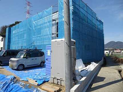 広島市安佐北区深川7丁目　新築一戸建て(全5棟)の前面道路含む現地写真