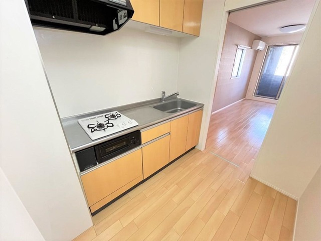 横浜市戸塚区汲沢１丁目のアパートのキッチン