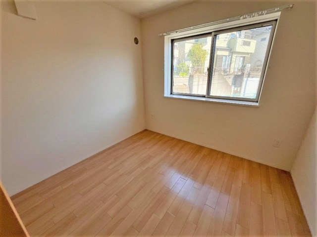 横浜市戸塚区汲沢１丁目のアパートの寝室