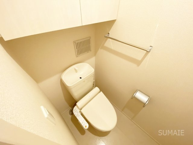 サンハイツのトイレ|洗浄便座付きのトイレです！