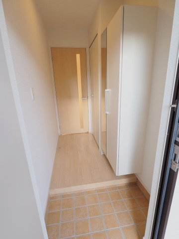 クローバーＭの玄関