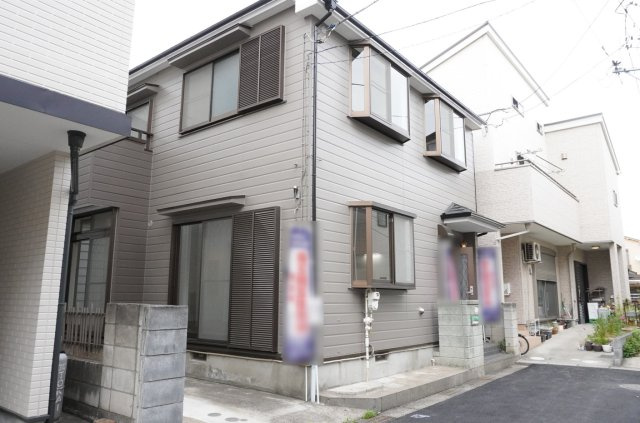 草加市八幡町 中古戸建の外観